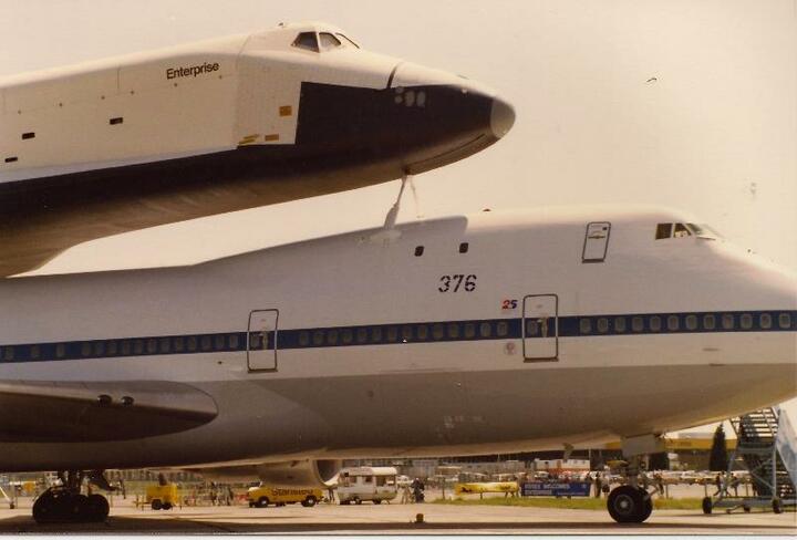 Close up of Shuttle and 747